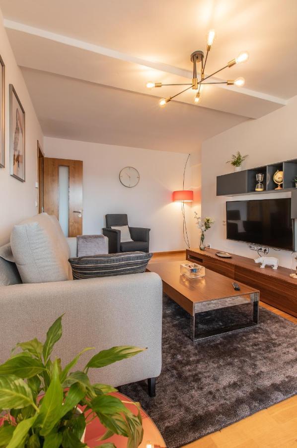 Luminoso Apartamento En Cuatro Caminos La Coruña Esterno foto